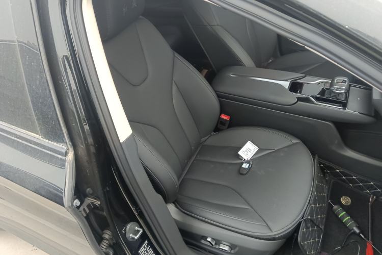 Used Hongqi E-QM5 2023 Revised Version Basic Travel Edition