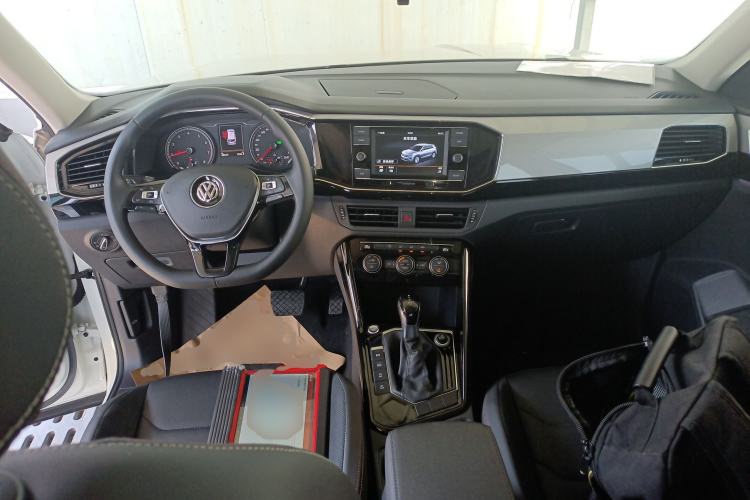 Used Volkswagen Tayron 2019 330TSI Two-Wheel Drive Luxury Model China VI Standard Center Console