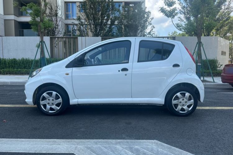 Used BYD F0 2015 1.0L AMT XuanKu Model
