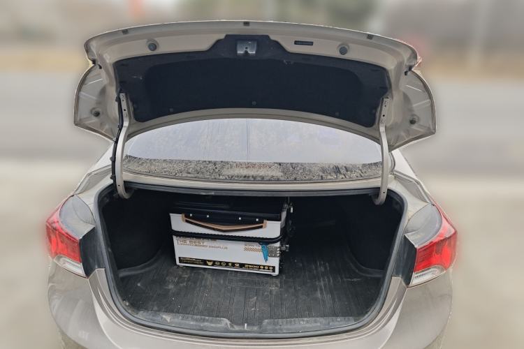 Used Hyundai Elantra (5th Generation / Langdong) 2015 1.6L Automatic Luxury Model
