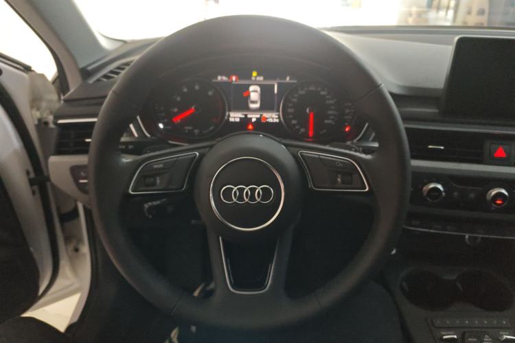 Used Audi A4L 2018 30th Anniversary Edition 40 TFSI Trendy Model