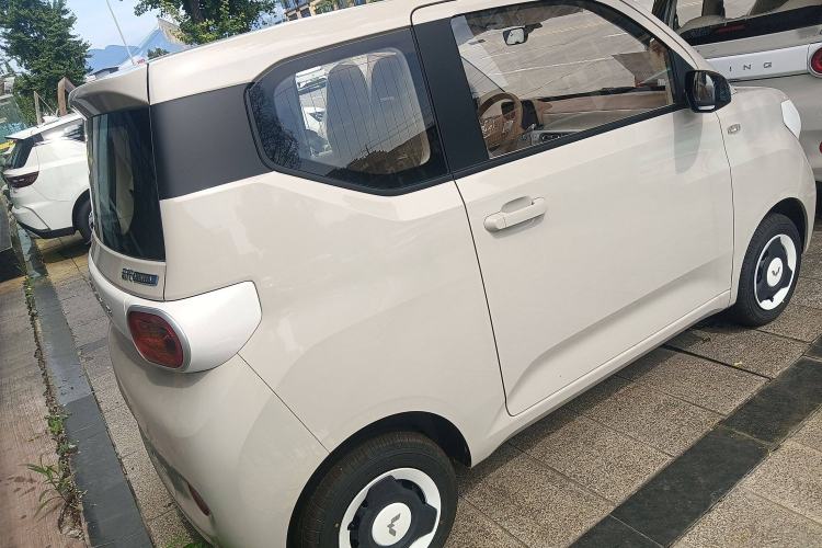 Used Wuling Hongguang MINIEV 2024 3rd Generation 215km Youth Edition