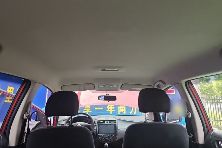 Used Nissan Tiida 2014 1.6L Manual Comfort Model
