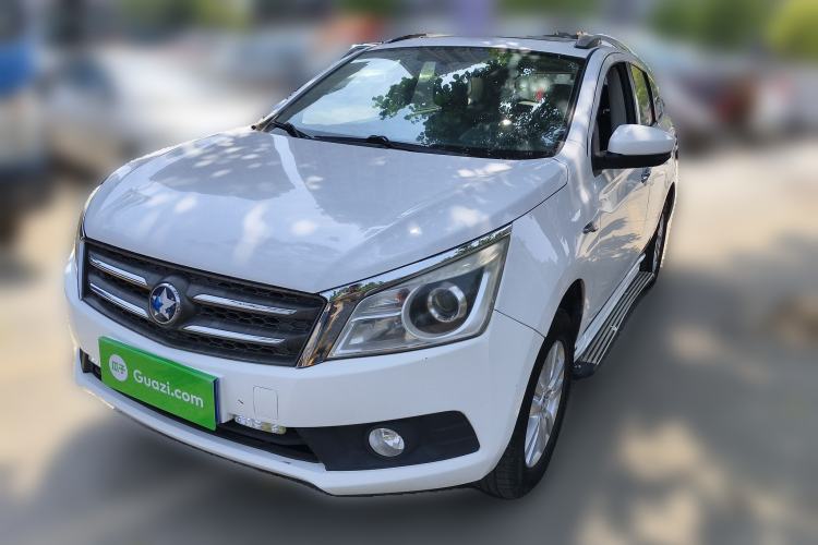 Used Venucia T70 2015 2.0L CVT Smart Edition