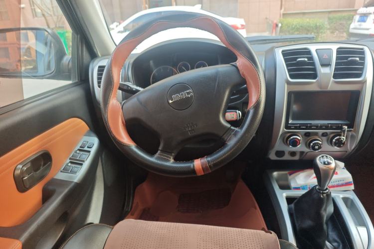 Used JMC Baodian 2018 2.9T New Value-Packed Two-Wheel-Drive Diesel Comfort Version with Standard Cargo Bed – JX4D30B5L