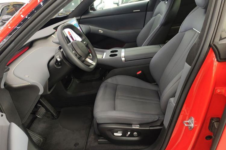 Used Xiaomi Auto YU7 2025 Ultra-Long Range High-Performance All-Wheel-Drive Max Edition
