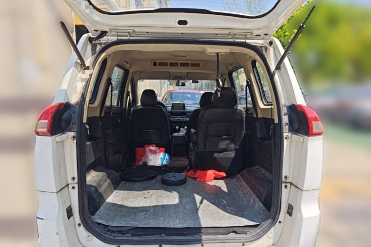 Used Dongfeng Fengon 330 2018 1.5L 330S Comfort Edition China V Standard DK15 Trunk