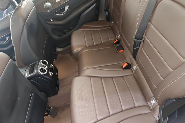 Used Mercedes-Benz GLC 2022 Second Facelift GLC 260 L 4MATIC Luxury Edition Left Rear Seat