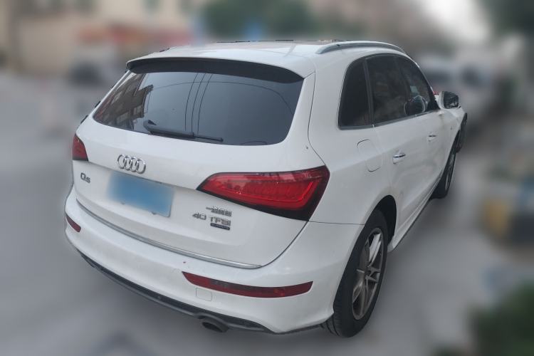 Used Audi Q5 2018 Collector's Edition 40 TFSI Technology Model