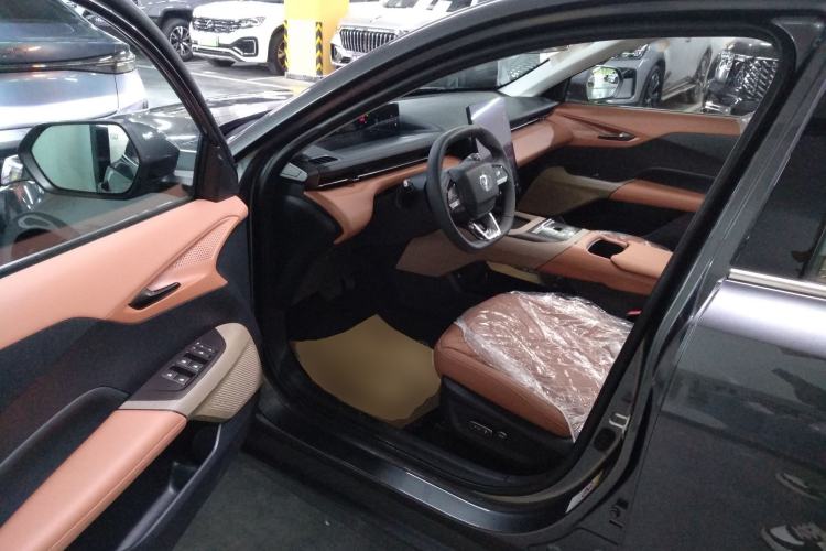 Used CHANGAN Eado PHEV 2025 Smart New Blue Whale 145KM Battleship Edition
