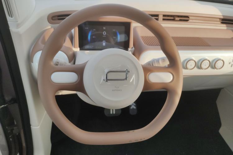 Used Bestune Pony 2026 222km Colorful Horse Steering Wheel