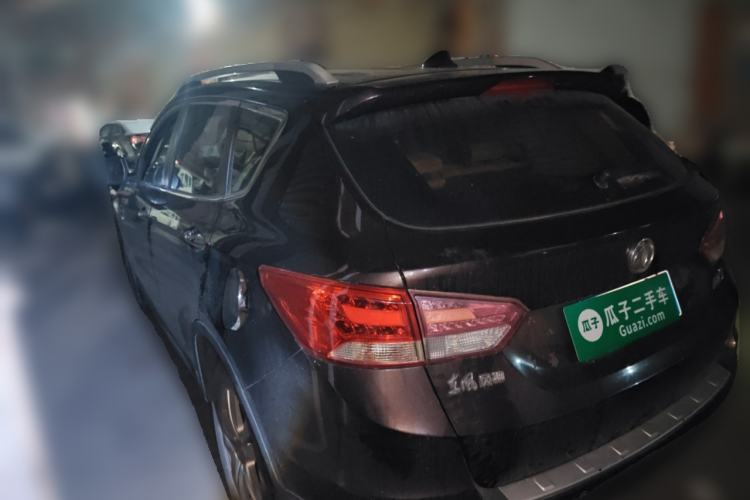 Used Dongfeng Aeolus AX7 2015 2.0L Manual Zhiyue Model
