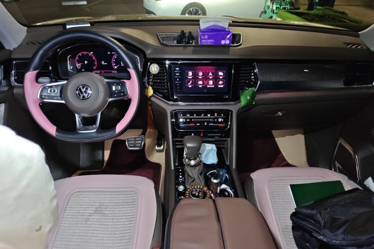 Used Volkswagen Teramont X 2020 380TSI Four-Wheel Drive Prestige Luxury Edition Center Console