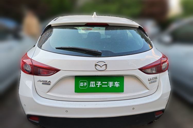 Used Mazda 3 Axela 2014 Hatchback 2.0L Automatic Sport Model