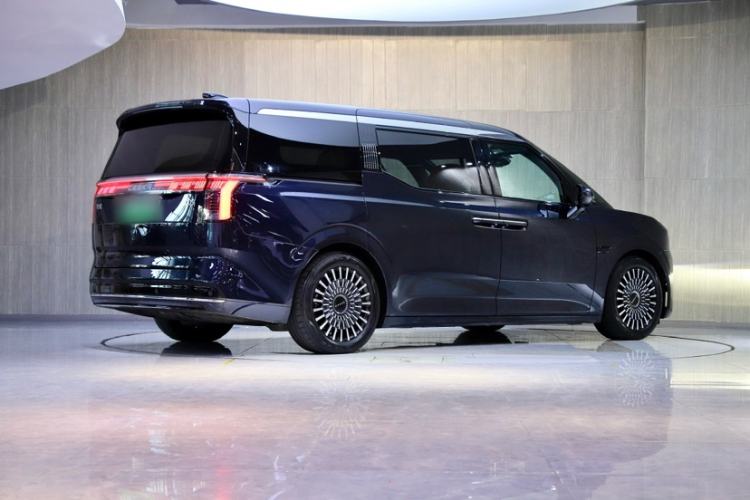 Used Zeekr 009 2022 WE Edition
