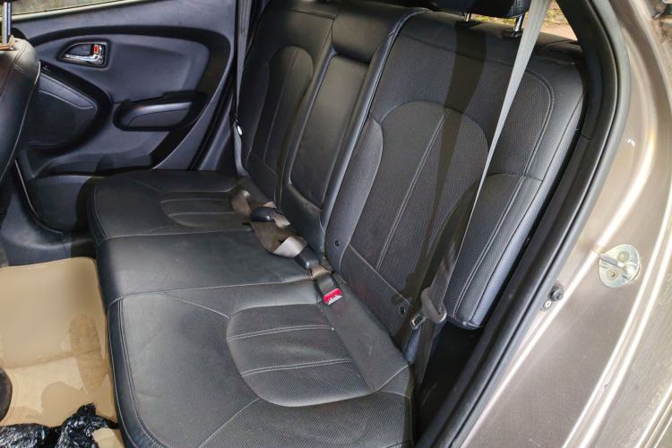 Used Hyundai ix35 2012 2.0L Automatic Two-Wheel Drive Elite Edition GLS
