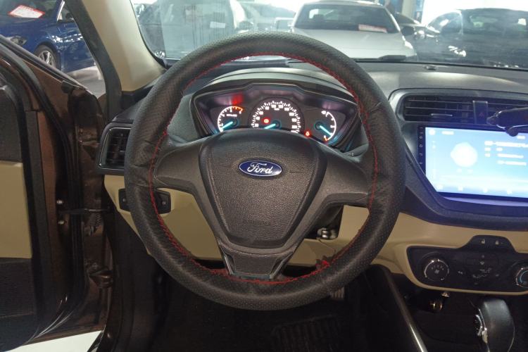 Used Ford Escort 2015 1.5L Automatic Comfort Edition