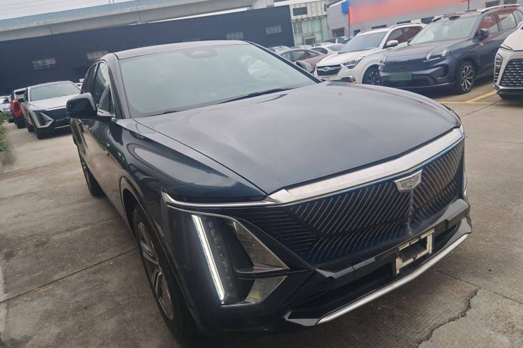 Used Cadillac LYRIQ 2022 Rear-Drive Long-Range Luxury Edition
