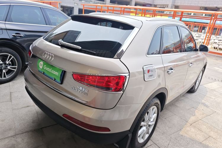 Used Audi Q3 2015 30 TFSI Ambition Edition Rear Right 45 Deg