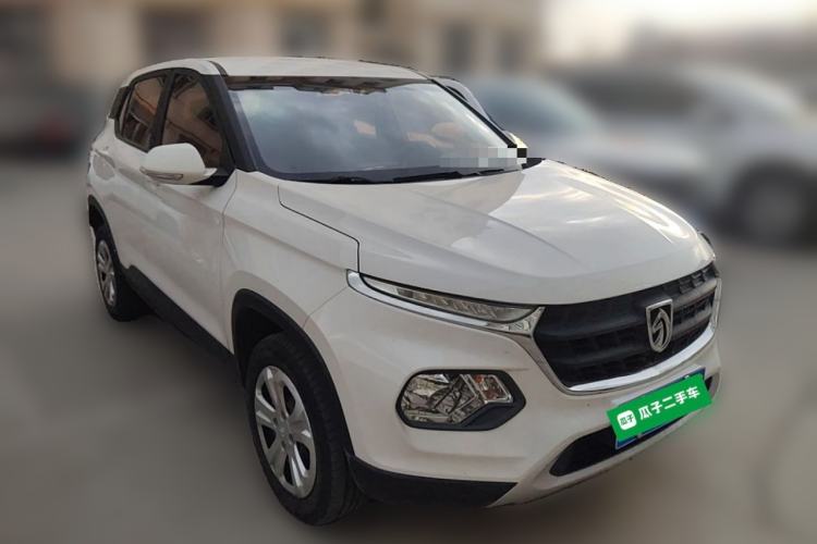 Used Baojun 510 2017 1.5L manual Comfort trim