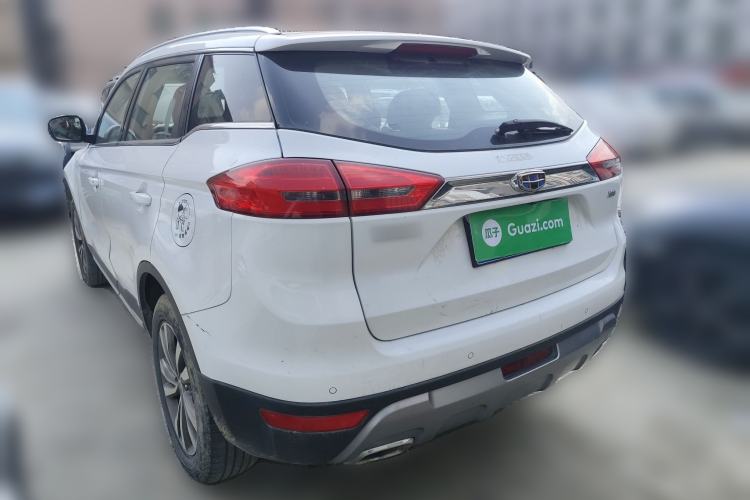 Used Geely Auto Emgrand X7 Sport 2016 2.0L Manual ZhiShang Version
