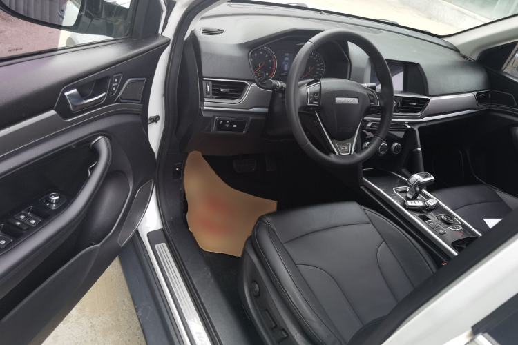 Used Haval H6 2018 Sport Edition 1.5T Automatic Two-Wheel Drive Elite Model China V Standard Driver Seat