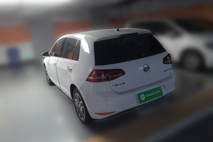 Used Volkswagen Golf 2014 1.4TSI Automatic Flagship Model Rear Left 45 Deg