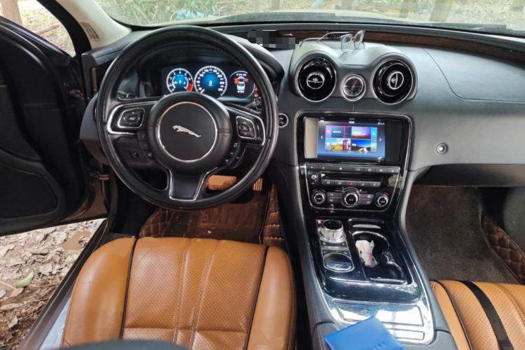 Used Jaguar XJ 2016 XJL 3.0 SC Four-Wheel Drive Panoramic Business Edition