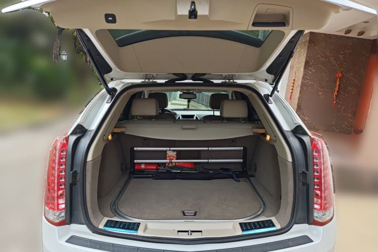 Used Cadillac SRX 2011 3.0L Luxury Model
