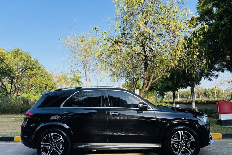 Used Mercedes-Benz GLE 2022 GLE 350 4MATIC Stylish Model Exterior 9