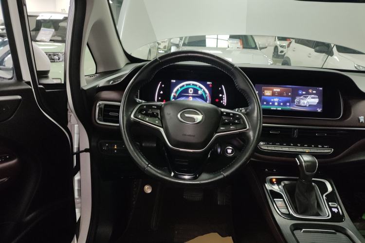 Used GAC Trumpchi M6 2021 PRO 270T Automatic Luxury Edition
