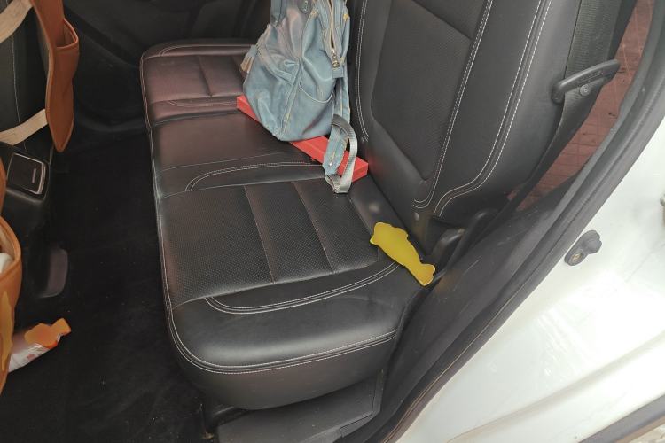 Used HYOSOW S6 2016 1.5T Manual Leading Model Left Rear Seat