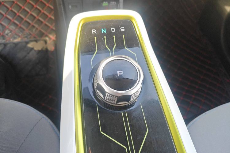 Used CHANGAN OSHAN Benni E-Star 2022 Qingxin Edition Colorful Model Lithium Iron Phosphate Gear Lever