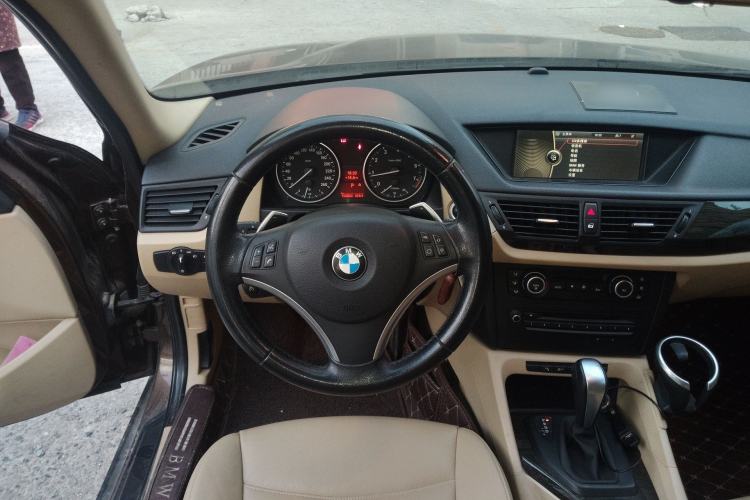 Used BMW X1 2010 xDrive28i Steering Wheel