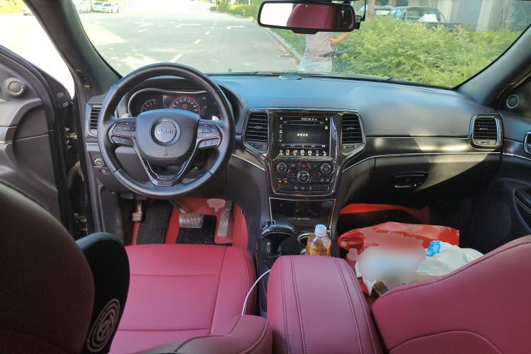 Used Jeep Grand Cherokee 2012 3.6L Flagship Navigation Edition