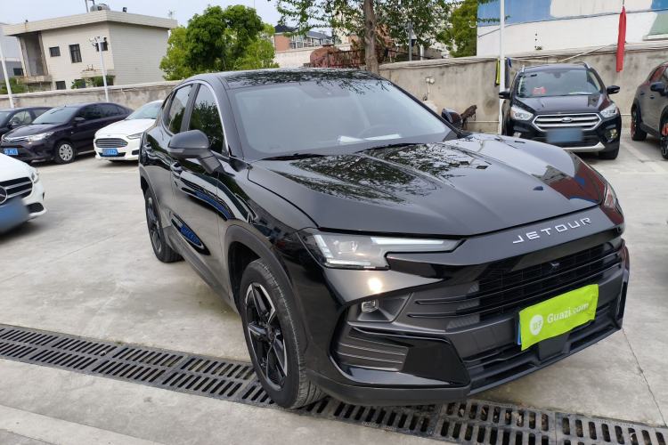 Used JETOUR Dashing 2025 1.5T DCT Ultimate Edition Front Right 45 Deg