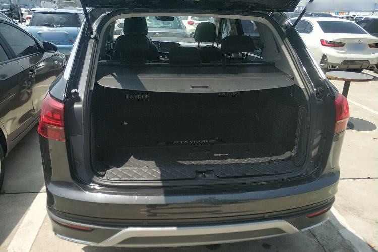 Used Volkswagen Tayron 2020 330TSI Two-Wheel Drive Luxury Smart Connectivity Version
