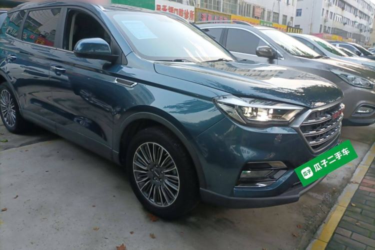 Used Sinotruk VGV U70 2020 1.5T Automatic Smart Luxury 7-Seater Exterior 2