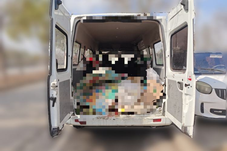 Used SAIC MAXUS Xintu V80 2021 2.0T Manual Classic Aoyuntong Long Wheelbase Mid-Roof 6/7/8/9-Seater