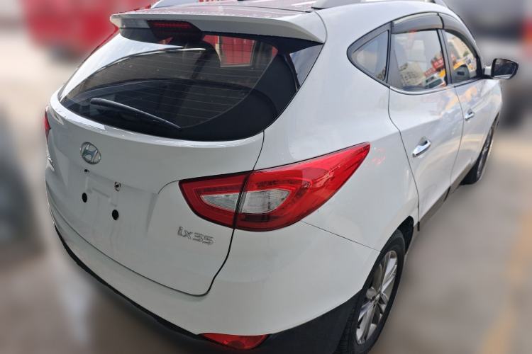Used Hyundai ix35 2015 2.0L Automatic 2WD Smart Version China V Standard Rear Right 45 Deg