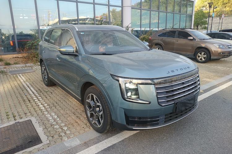 Used JETOUR X70L 2026 Model—1.5TD Dual-Clutch Comfort, 5-seater
