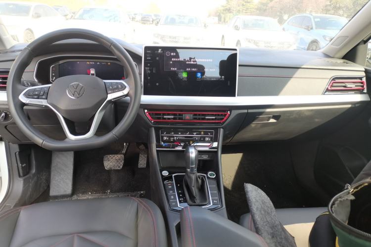 Used Volkswagen Lavida 2024 300TSI DSG Starry Sky Leading Edition Center Console