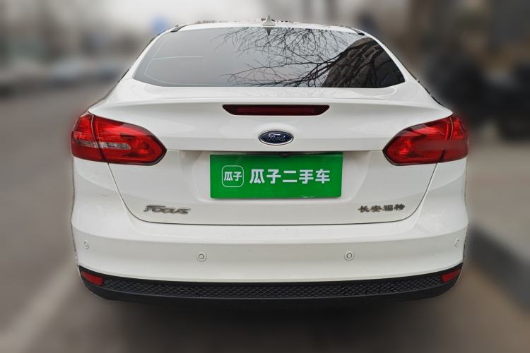 Used Ford Focus 2018 Sedan Classic 1.6L Automatic Trendy SmartDrive Edition
