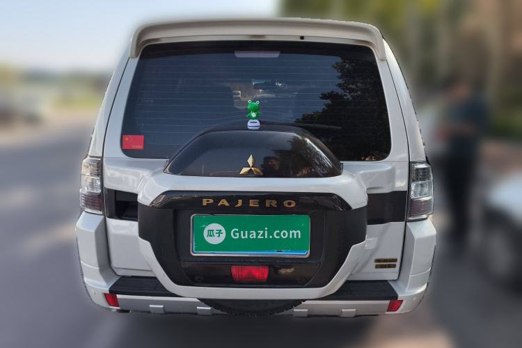 Used Mitsubishi Pajero 2018 V97 3.8L 5-Door GLS Sunroof – Middle East
