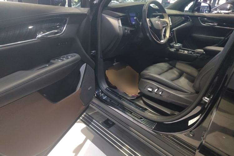 Used Cadillac XT6 2022 2.0T Six-Seater Two-Wheel-Drive Luxury Version