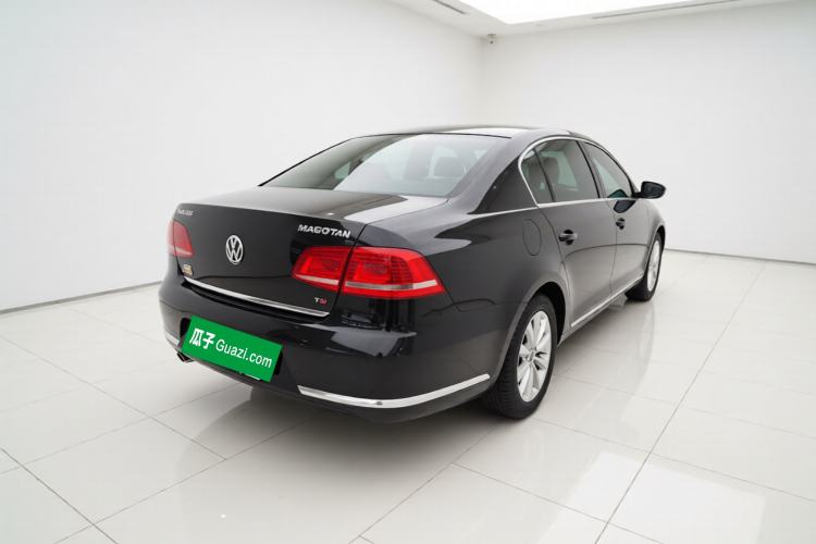 Used Volkswagen Magotan 2015 1.8TSI Luxury Model Exterior 5