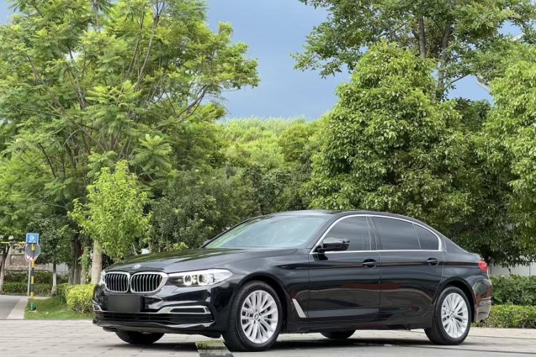 Used BMW 5 Series 2019 Facelifted 530Li Leading Edition Luxury Package
