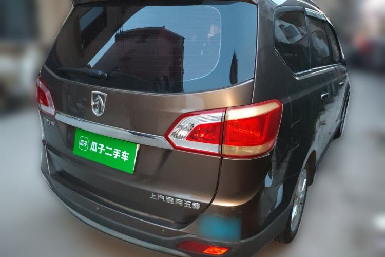 Used Baojun 730 2014 1.5L manual Comfort version 7 seats
