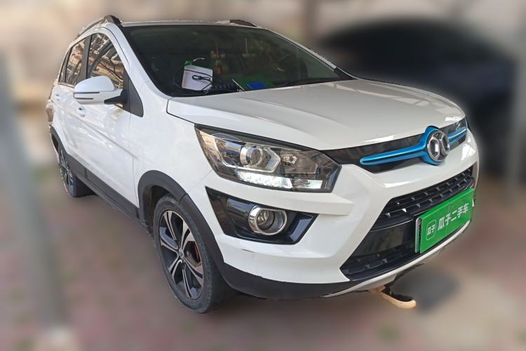 Used BAIC New Energy EX 2018 EX360 Trendy Edition Front Right 45 Deg