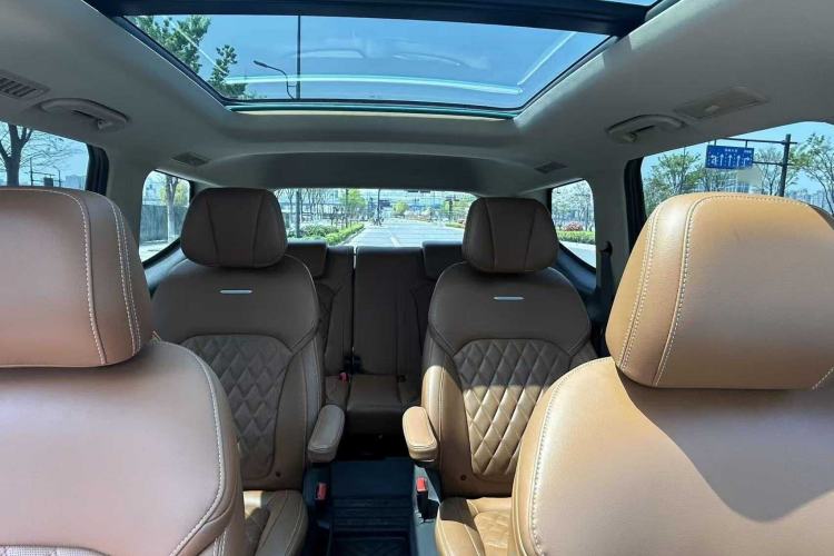 Used SAIC MAXUS D90 2017 2.0T Automatic All-Wheel Drive Sirius Interior 7